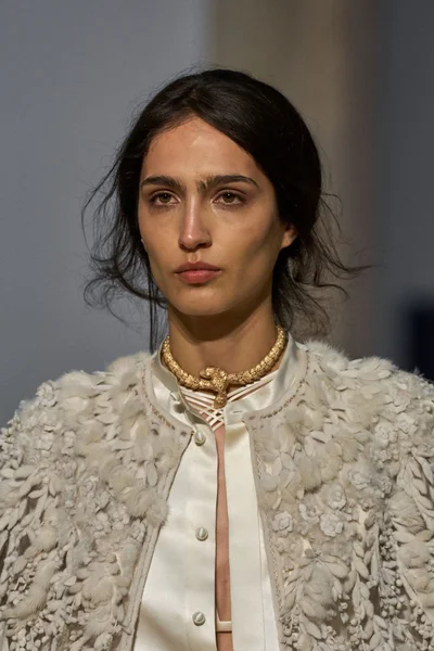 Look 114